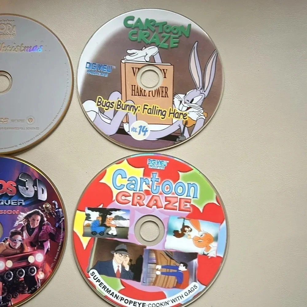 12 Random CD Movies with travel case most are probably vintage for 1 price - Picture 6 of 10